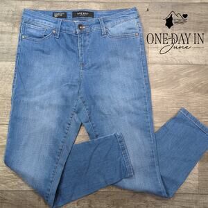 Nine West Cigarette Fit Skinny Leg Cropped Jeans Size 6